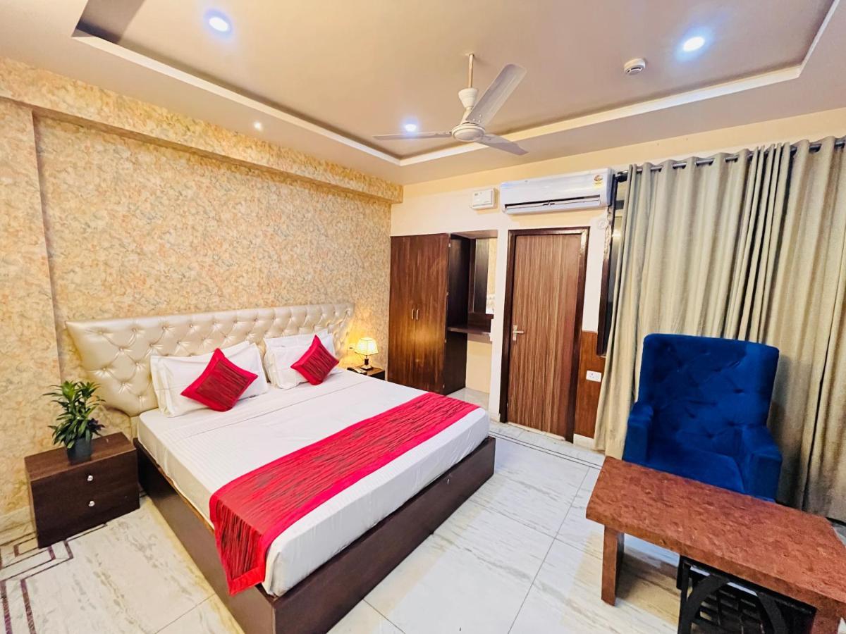 Hotel The Leaf - Gomti Nagar Lucknow Exterior foto