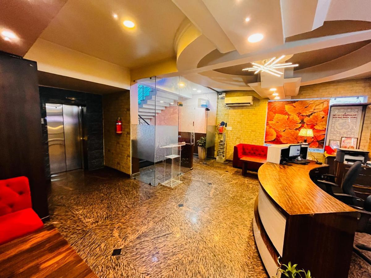 Hotel The Leaf - Gomti Nagar Lucknow Exterior foto